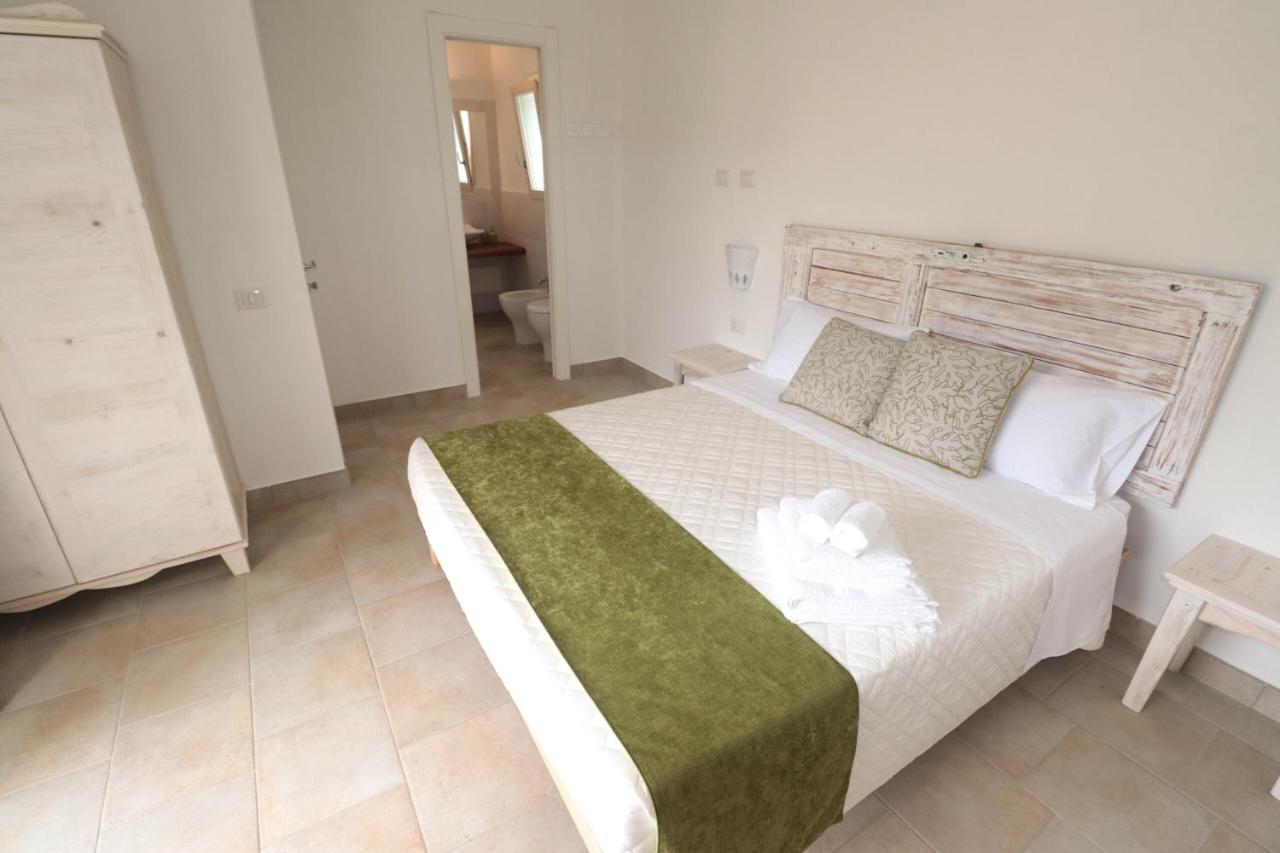 B&B Limone San Teodoro  Exteriör bild