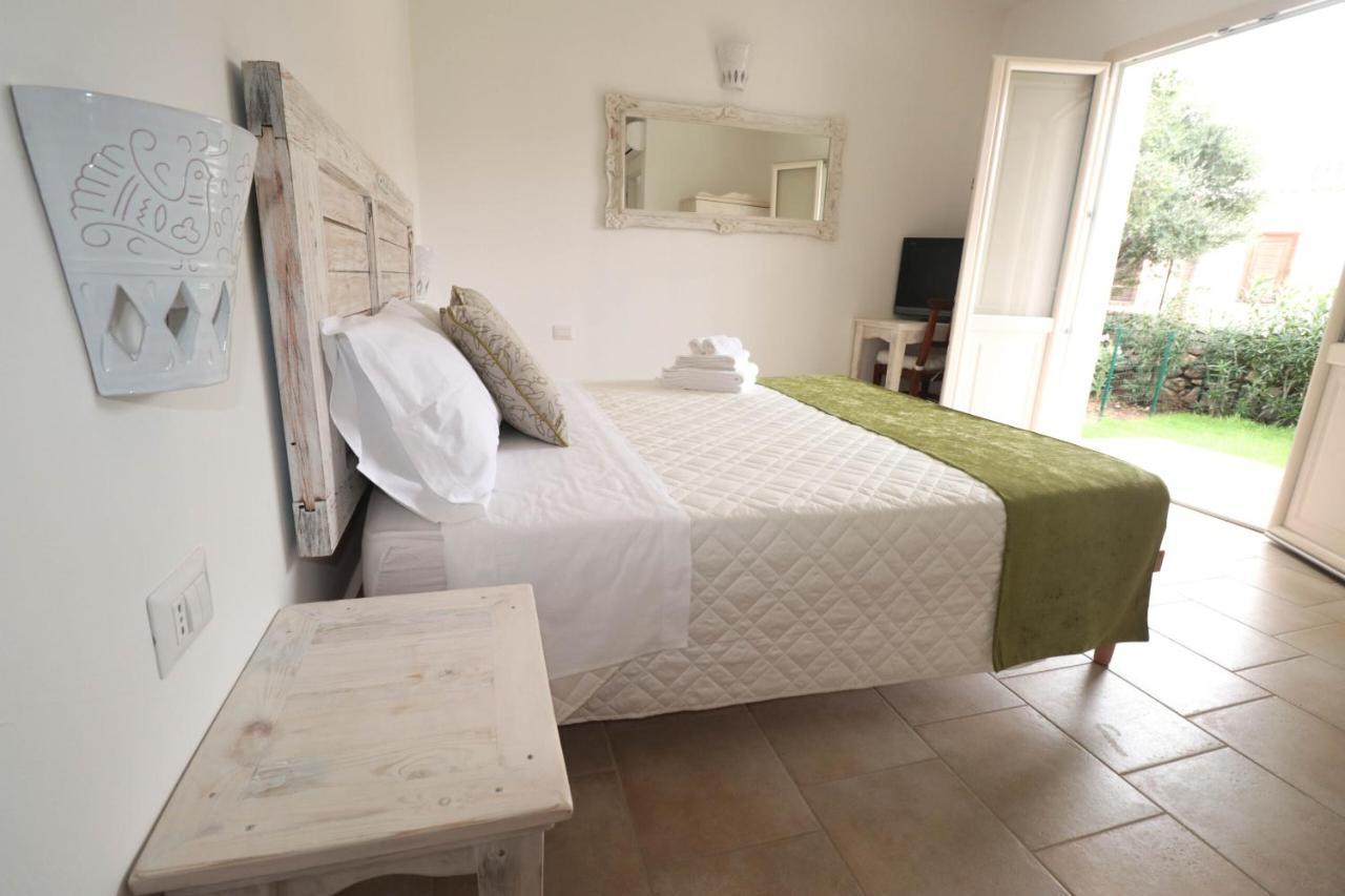 B&B Limone San Teodoro  Exteriör bild