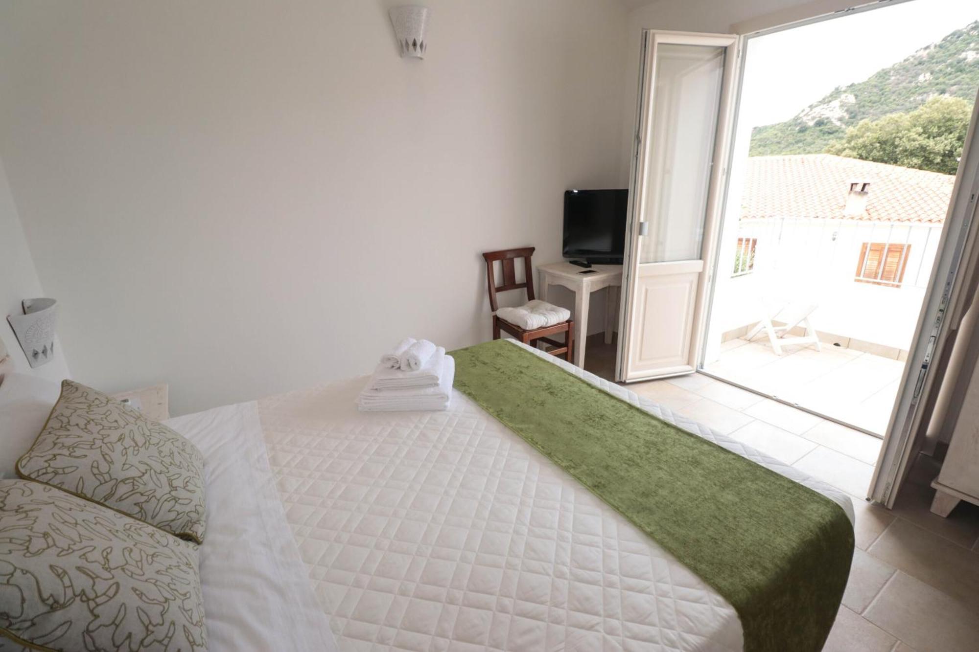 B&B Limone San Teodoro  Rum bild
